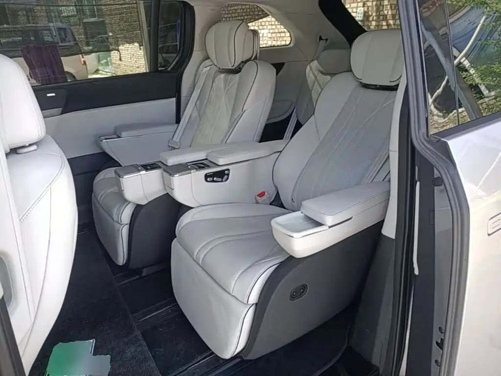 XPeng X9 2024 2024 640 AWD High Performance Max
