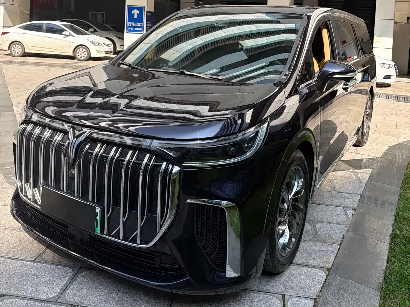 Voyah Auto Voyah Dreamer 2022 Low-carbon Dream+Smart Package
