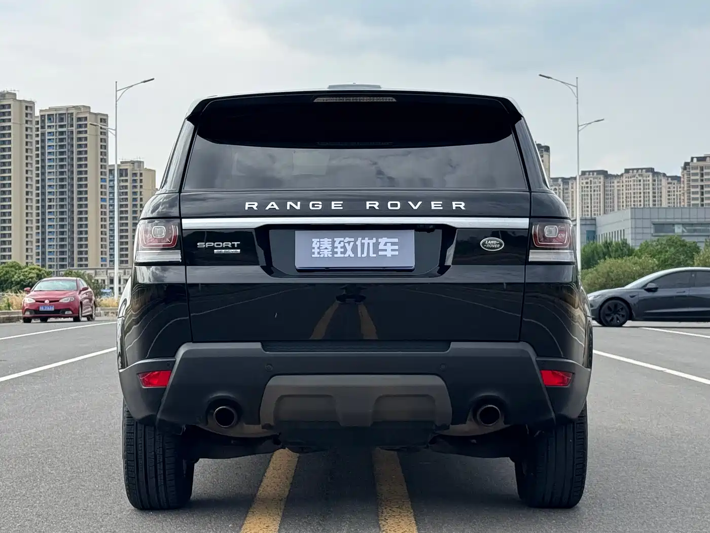 Land Rover Range Rover Sport 2016 Model 3.0 SC V6 SE фото 9