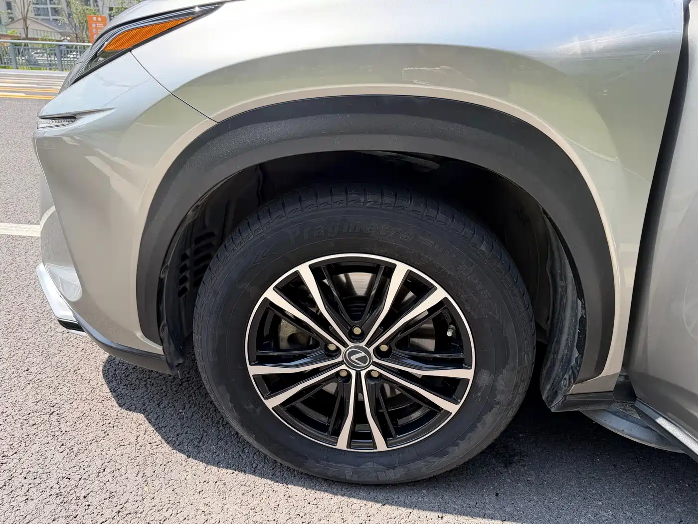 Lexus NX 2017 200 AWD Sharp Style Edition фото 16