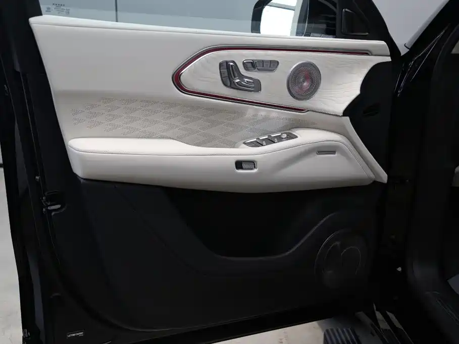 ZEEKR 8X 2026