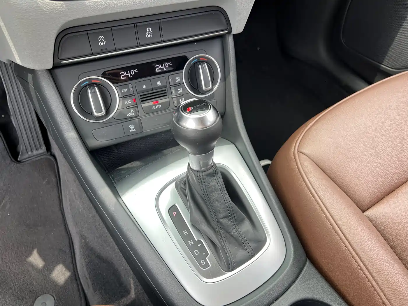 Audi Q3 2016 30 TFSI Standard фото 17
