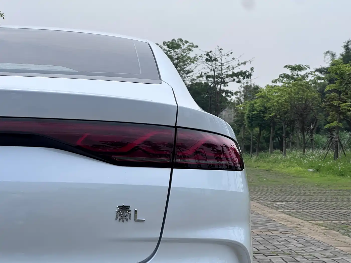 BYD Qin L 2024 DM-i 120KM Superior Edition фото 15
