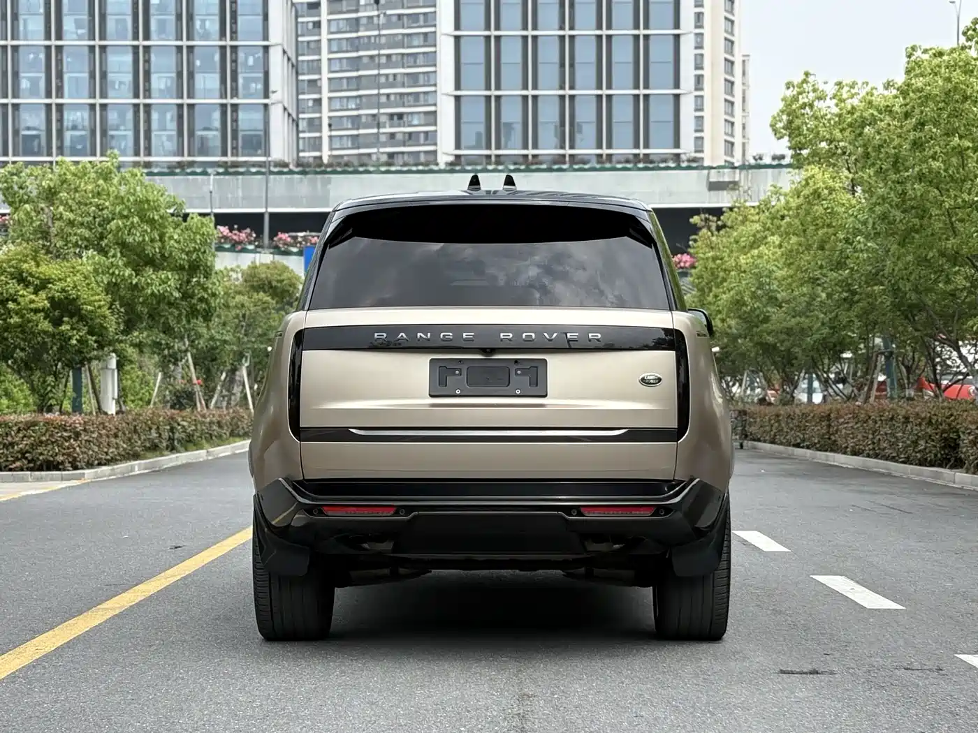 LAND ROVER RANGE ROVER