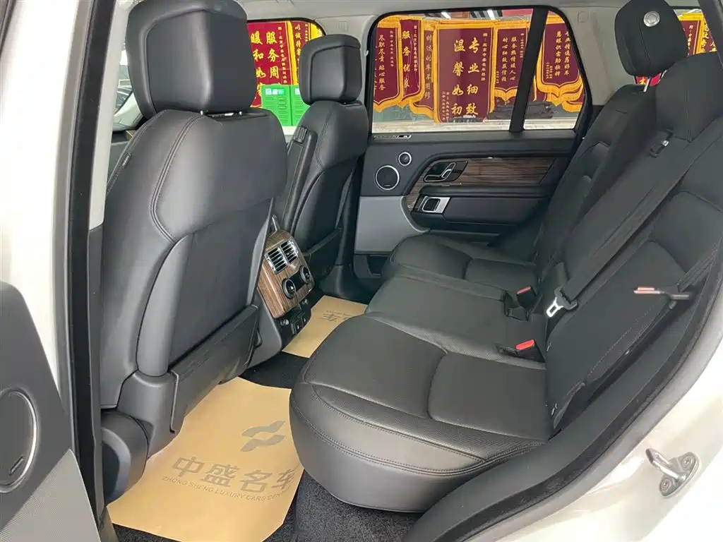 Land Rover Range Rover 2018 3.0 SC V6 Vogue Heritage Edition фото 16