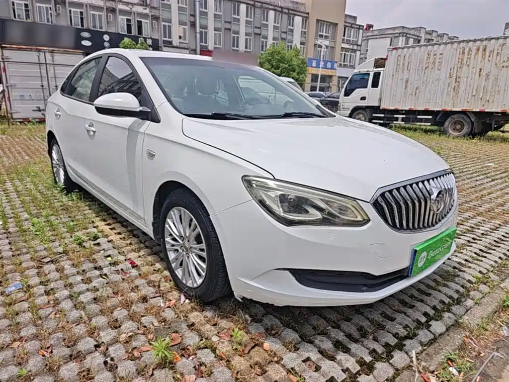 Buick Excelle 2016 15N Automatic Elite фото 4