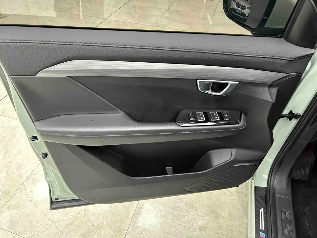 Wuling Motors Wuling Xingchen 2022 2021 1.5T CVT Stellar Edition