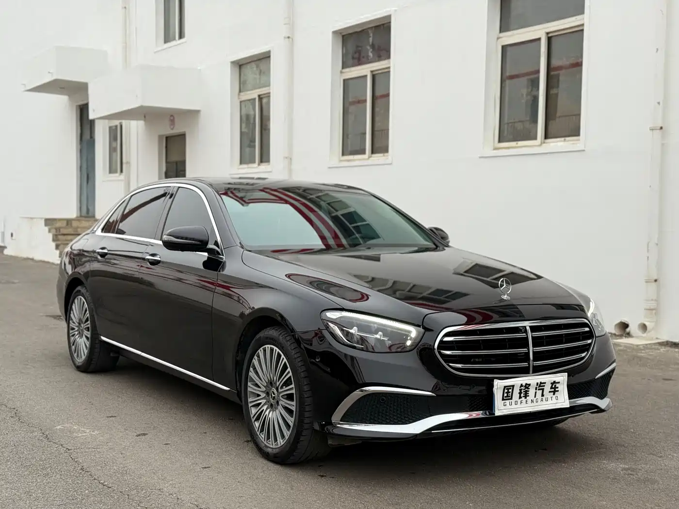  E CLASS