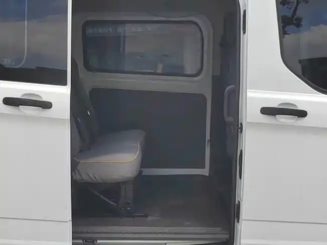 Ford Transit 2021 2019 2.0T Diesel Multi-Purpose Commercial Vehicle Short Wheelbase Low Roof 6-Seater China VI