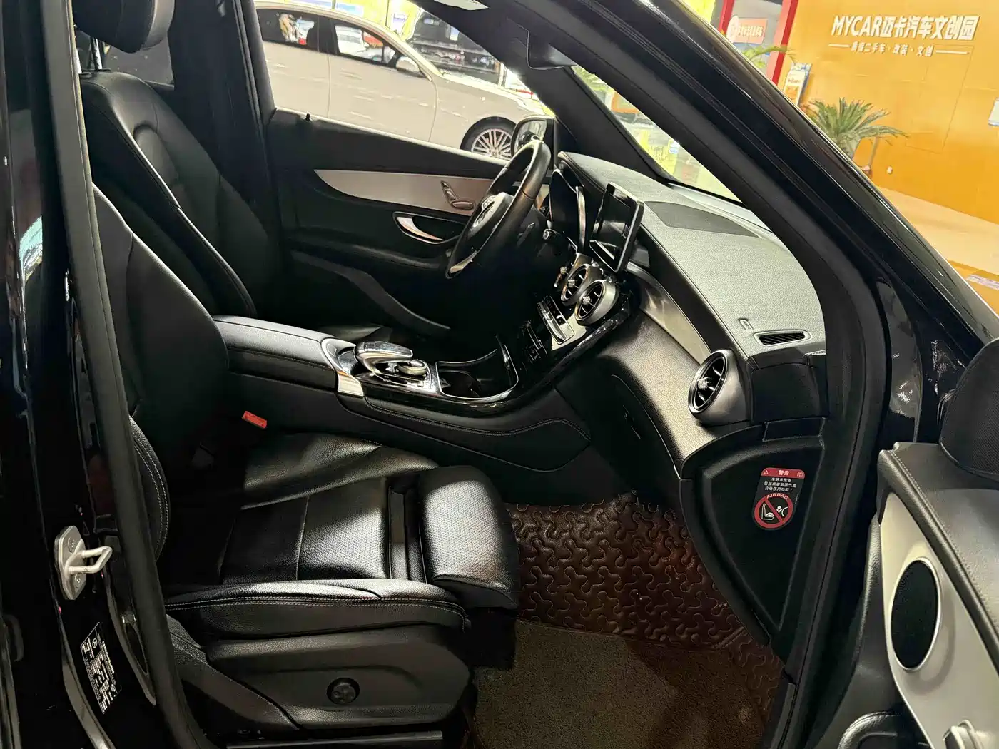 Mercedes-Benz GLC 2016 GLC 200 4MATIC фото 7