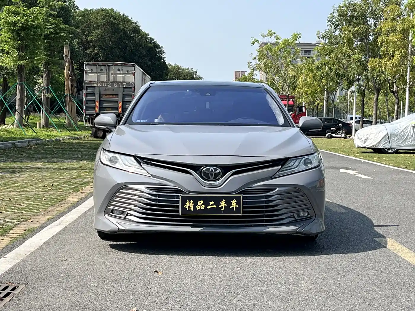 Toyota Camry 2018 2.5G Luxury Edition фото 2