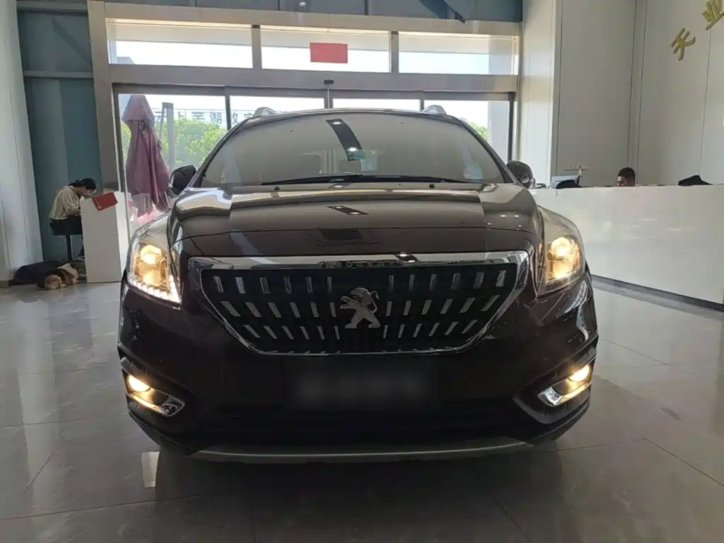 Peugeot 3008 2017 2016 1.6THP Automatic Classic Edition