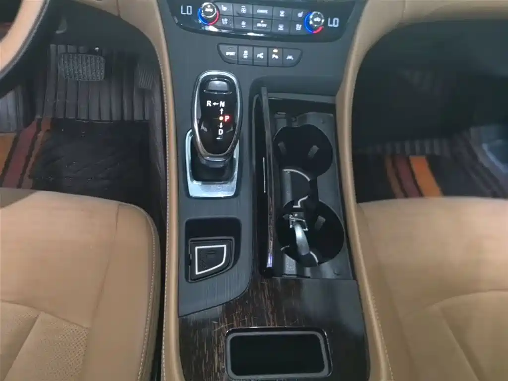 Buick LaCrosse 2018 Model 28T Luxury Edition фото 14