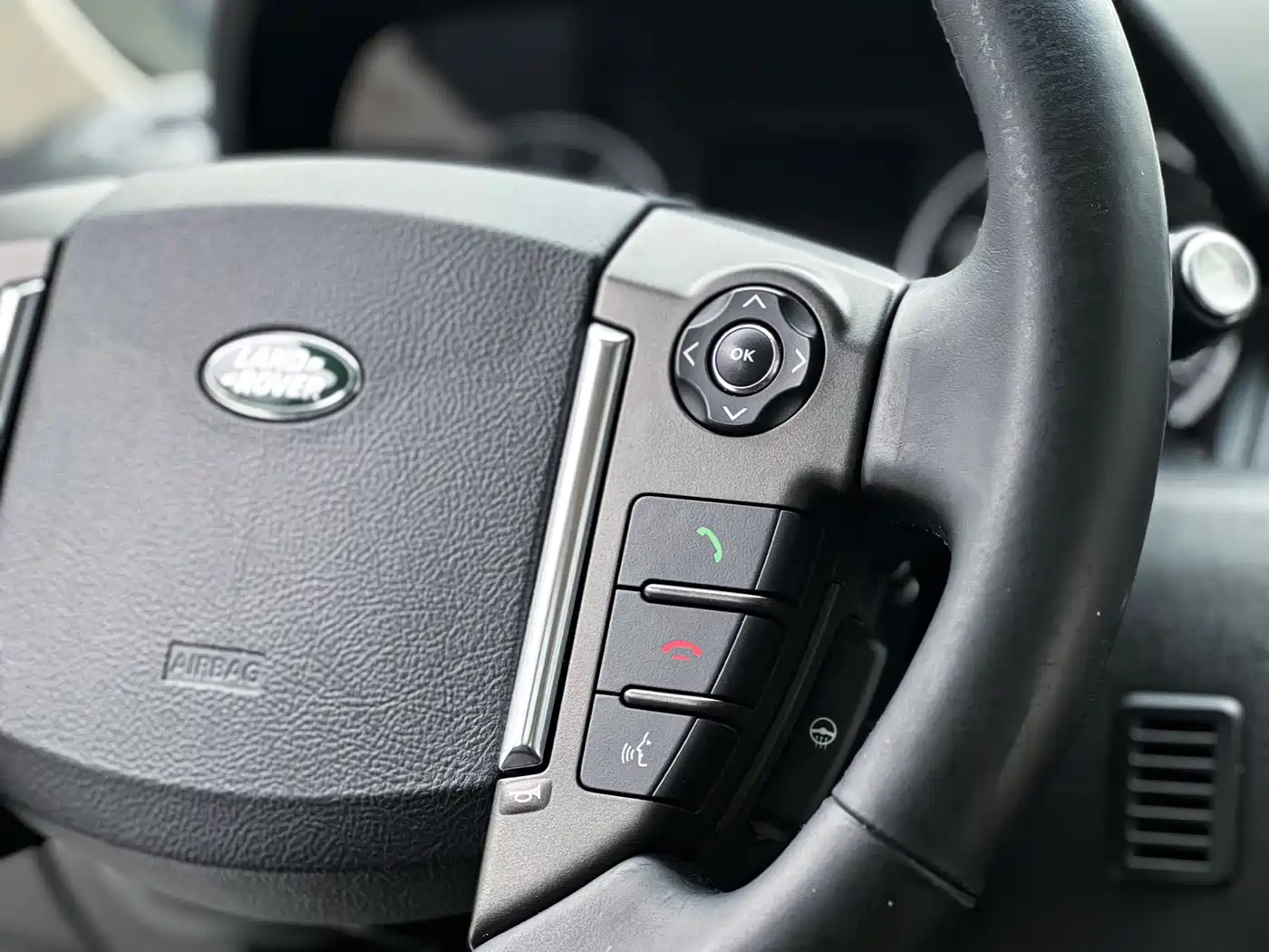 Land Rover Discovery 2016 3.0 SC Black Edition SE фото 8
