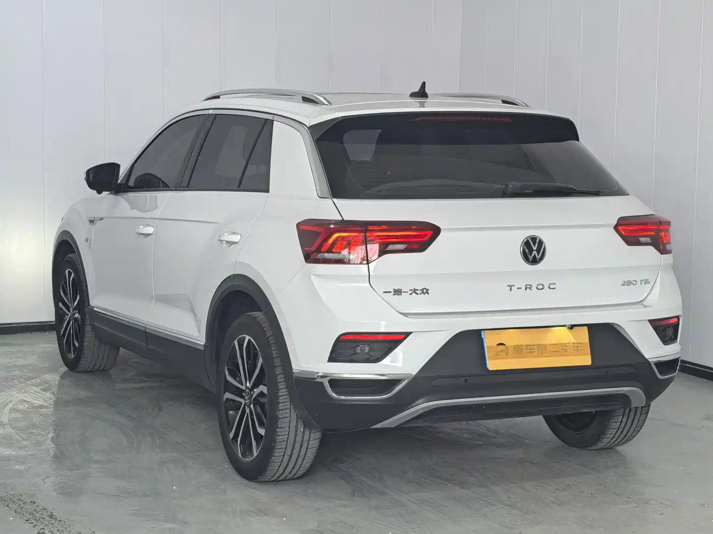 Volkswagen T-ROC 2022 280TSI DSG 2WD Comfort PLUS фото 10