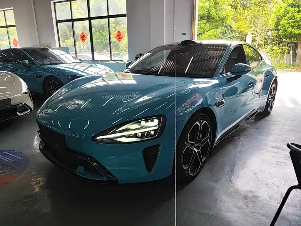 Xiaomi SU7 2024