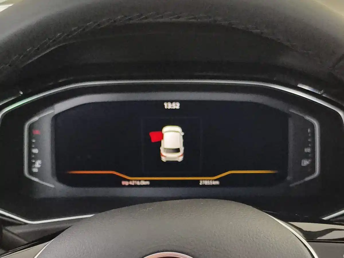 Volkswagen T-ROC 2022 280TSI DSG 2WD Comfort PLUS фото 12