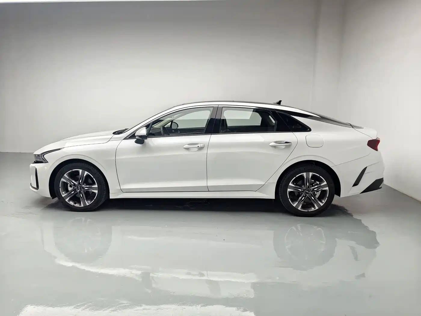 2025 Kia K5