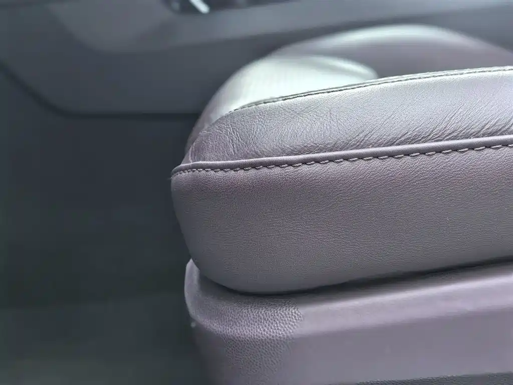 PORSCHE MACAN NEW ENERGY