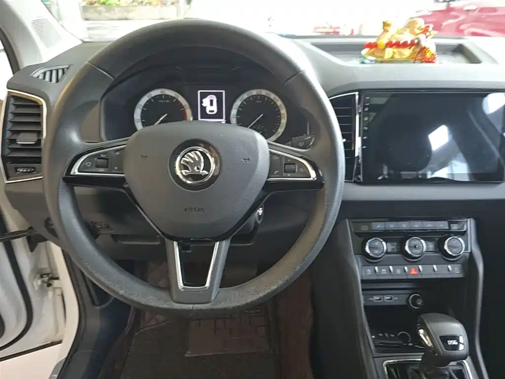 Škoda Karoq 2018 TSI280 Premium Edition China V фото 11