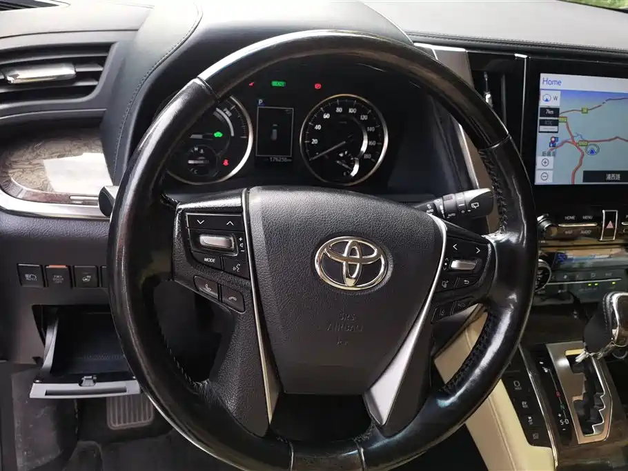 Toyota Vellfire 2021 Crown Hybrid 2.5L HV Supreme Edition фото 15