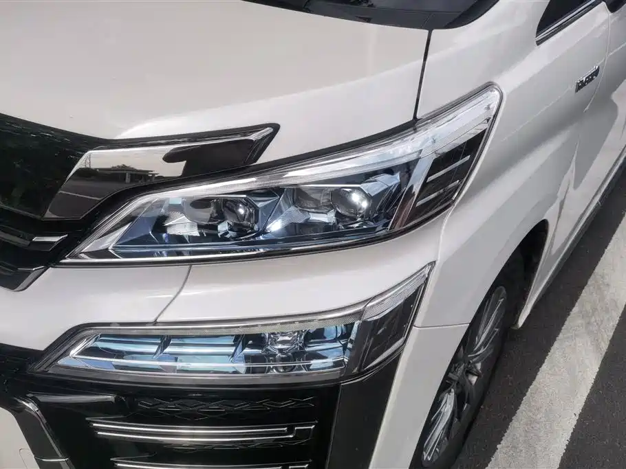 Toyota Vellfire 2021 Crown Hybrid 2.5L HV Supreme Edition фото 5