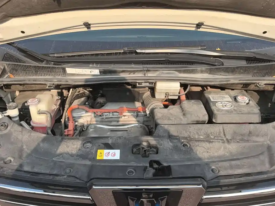 Toyota Vellfire 2021 Crown Hybrid 2.5L HV Supreme Edition фото 10