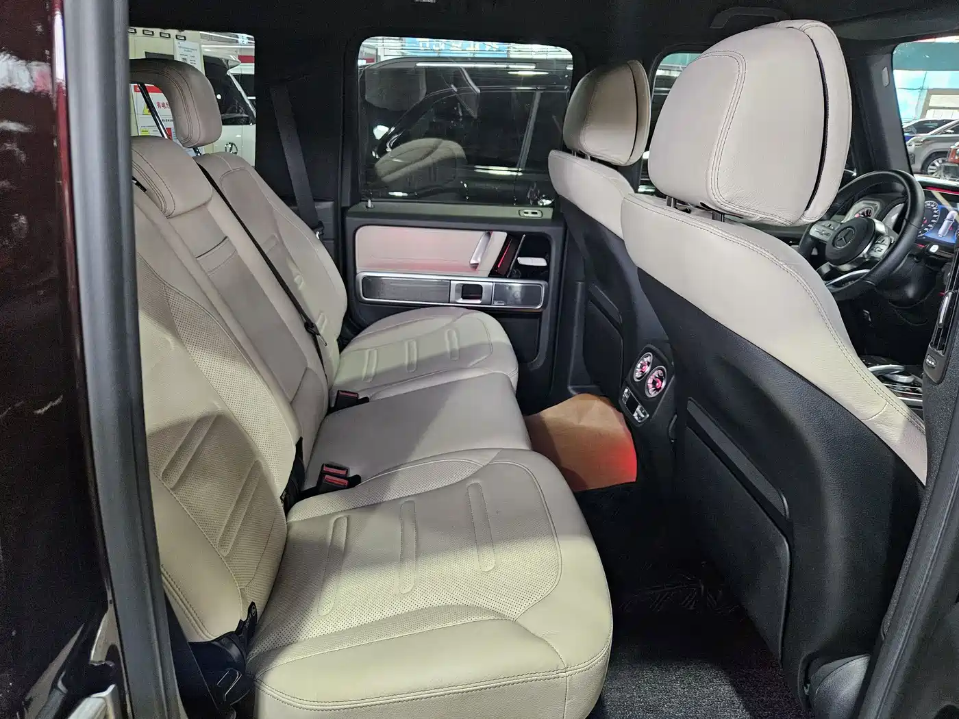 Mercedes-Benz G-Class 2019 G 500 фото 28