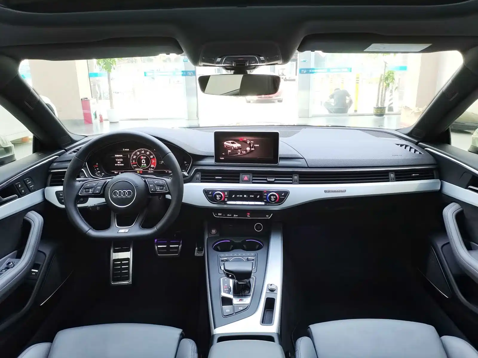 Photo 8 - Audi S5