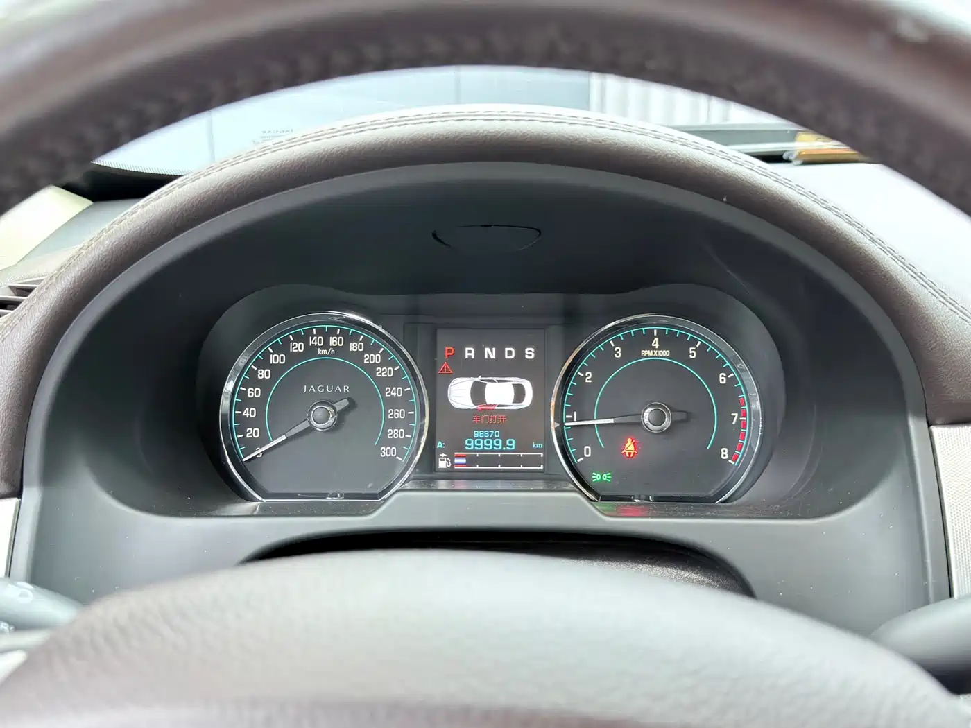 Jaguar XF 2013 2013 XF 2.0T Luxury Edition