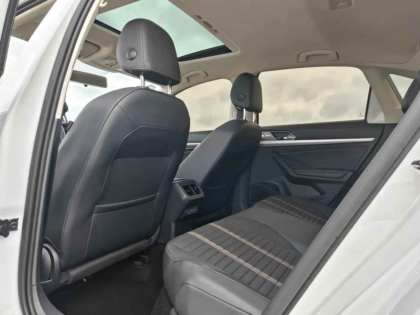 Volkswagen Lavida 2019 280TSI DSG Comfort Edition China VI фото 7