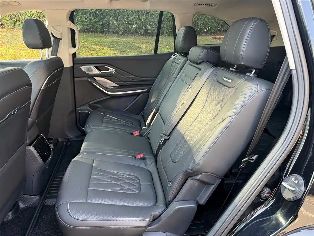 Hongqi HONGQI HS7 PHEV