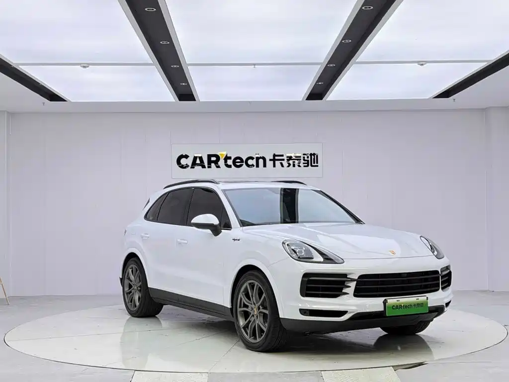 Porsche Cayenne New Energy 2023 2022 Cayenne E-Hybrid 2.0T Platinum Edition