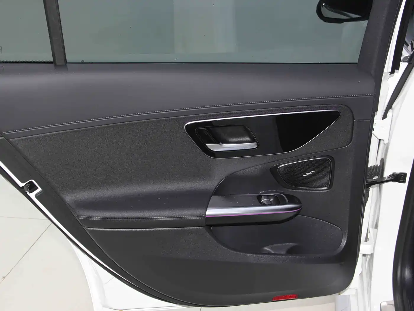 Mercedes-Benz C-Class 2024 Facelift C 260 L Sport фото 26