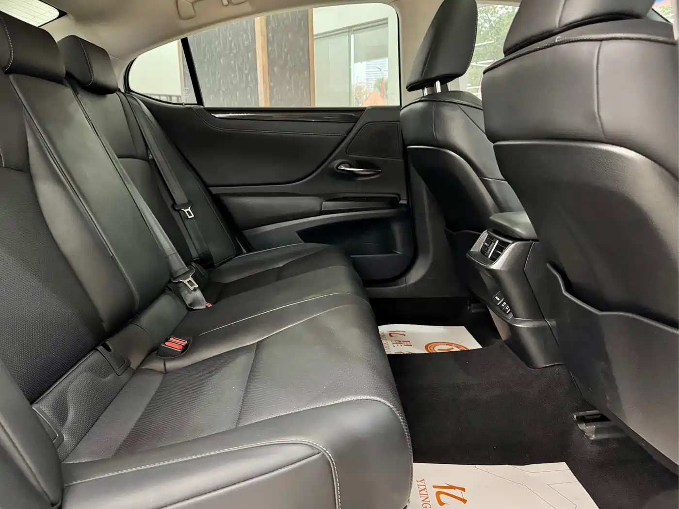 Lexus ES 2018 200 Excellence Edition China V фото 11