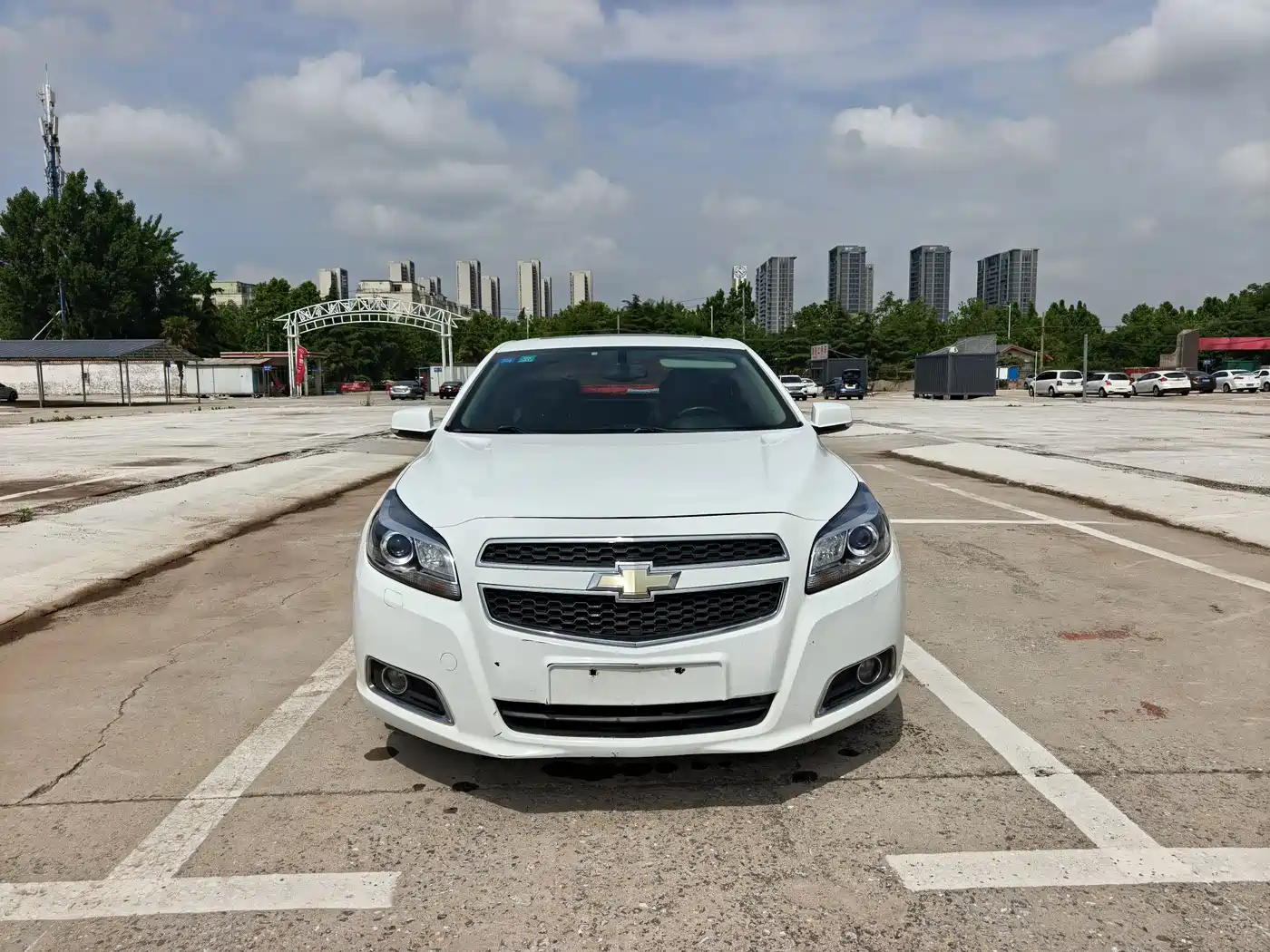 Chevrolet Malibu 2012 2.0L Automatic Luxury Edition фото 2