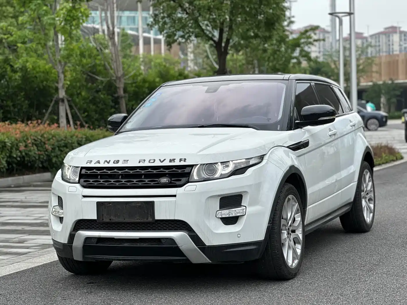 Land Rover Range Rover Evoque (Import) 2013 2.0T 5-door Dynamic Edition
