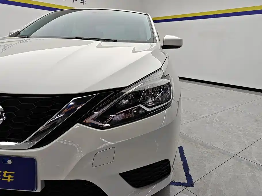 Nissan SYLPHY, миниатюра 5
