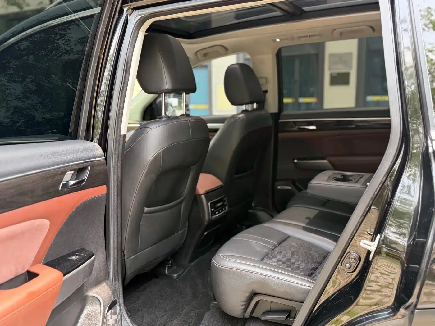 GAC Trumpchi Trumpchi GS8 2017 320T 2WD Luxury Smart Connect (7-seater) фото 11