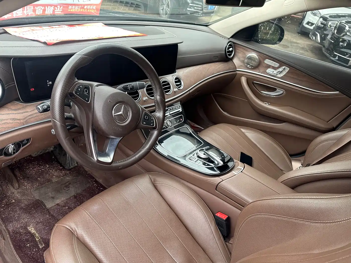 Mercedes-Benz E-Class 2016 E 300 L Fashion Type фото 3