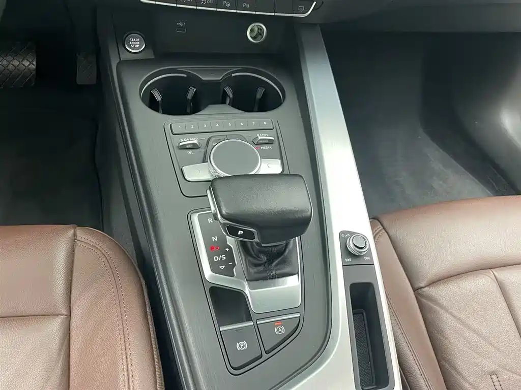 Audi A4L 2019 40 TFSI Fashion (China V) фото 14