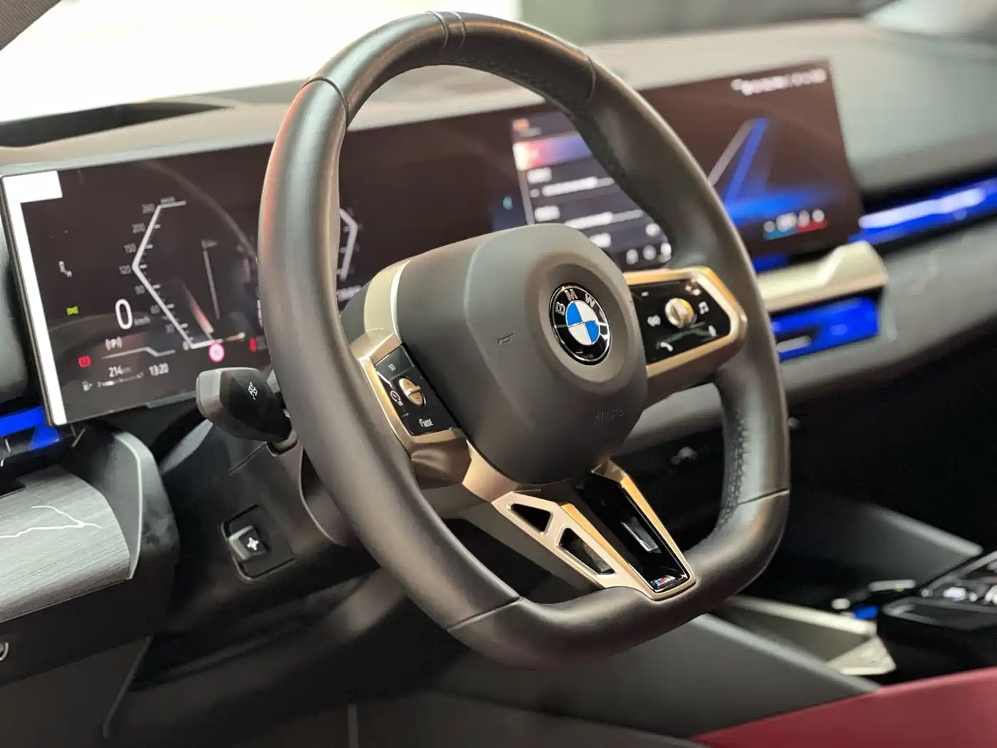 BMW 5 Series 2024 530Li Premium M Sport Package фото 7