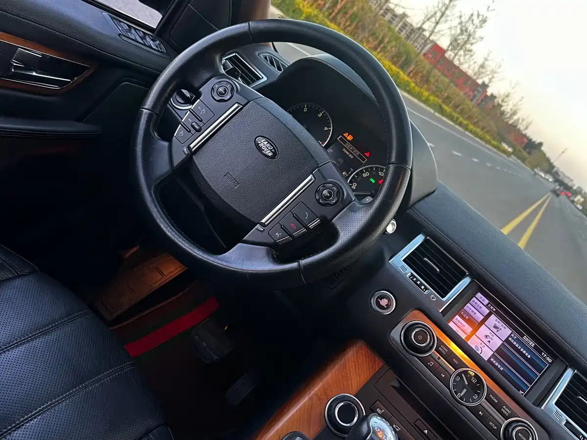 Land Rover Range Rover Sport 2013 2013 3.0 TDV6 Diesel
