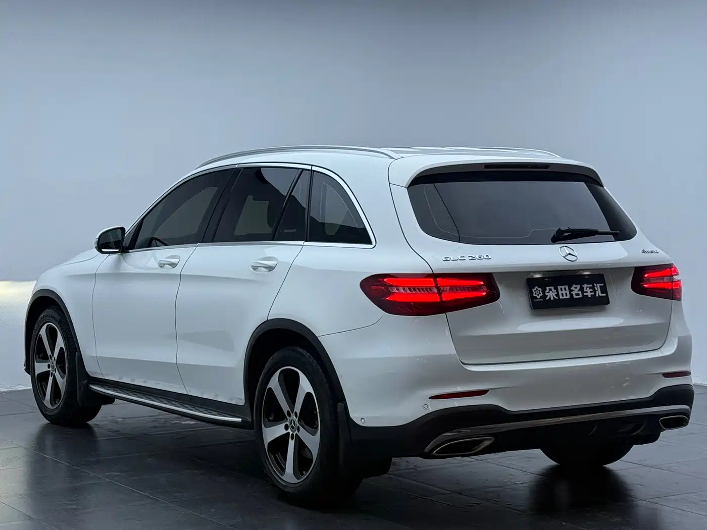 Mercedes-Benz GLC 2018 Facelift GLC 260 4MATIC Luxury фото 8