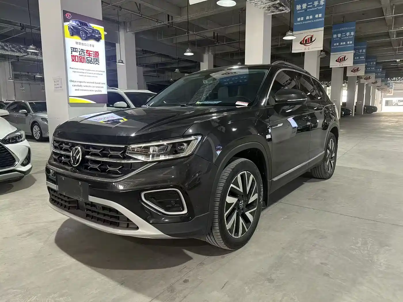 Volkswagen Tayron 2022 280TSI 2WD Luxury Smart Connect Edition