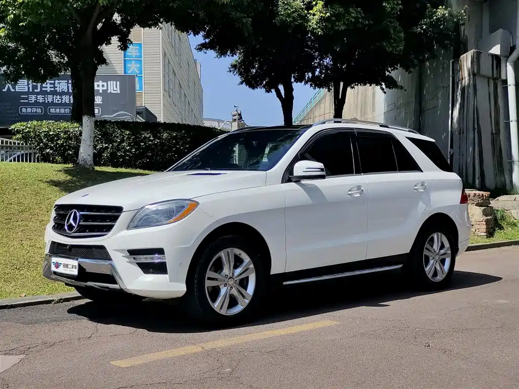 Mercedes-Benz M-Class