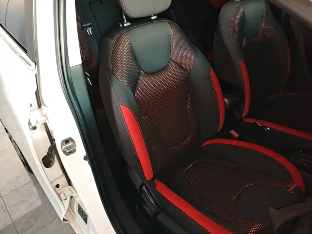 JAC Motors Refine S2 2019 2017 1.5L CVT Luxury