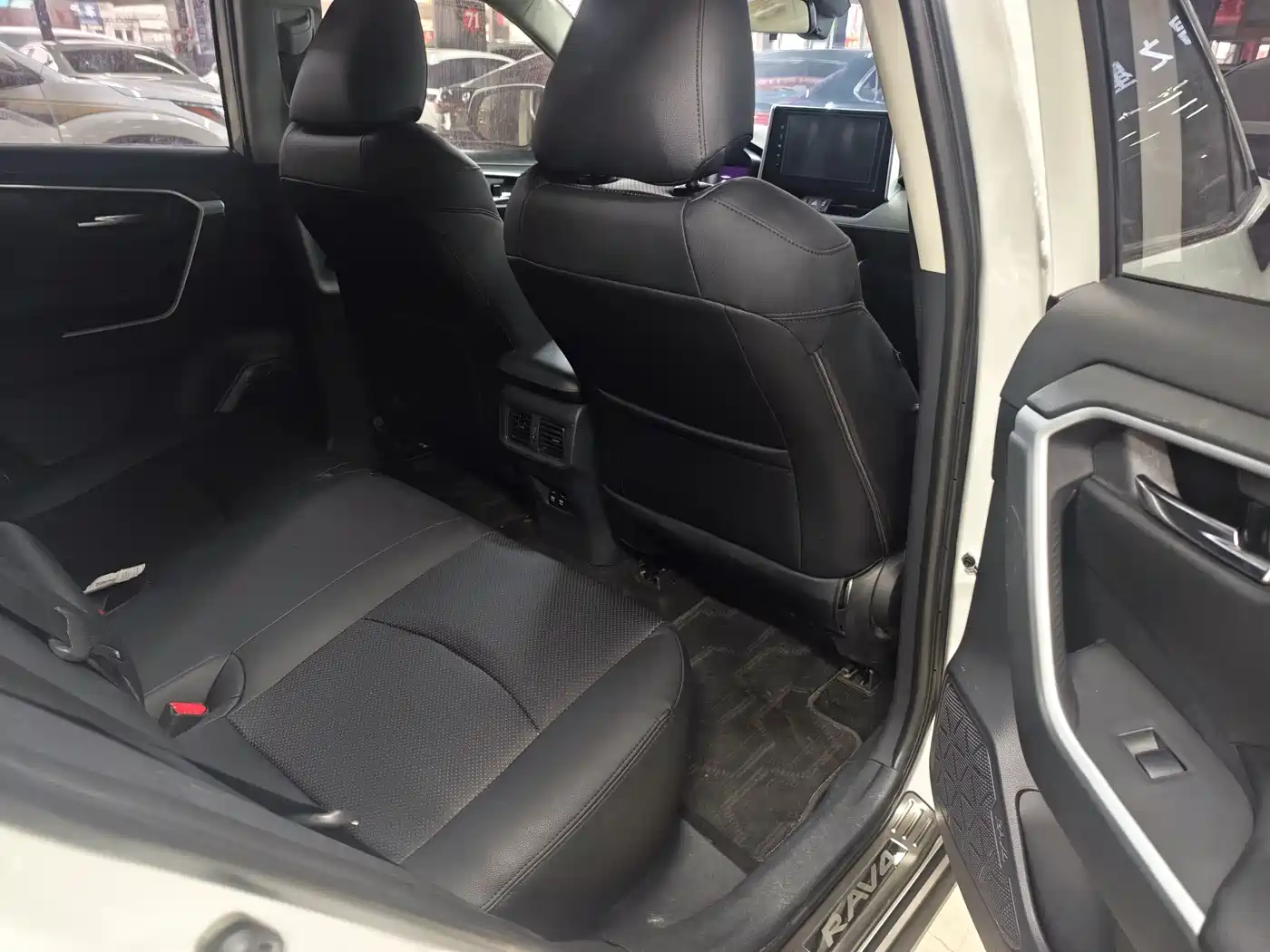 Toyota RAV4 Rongfang 2020 2.0L CVT AWD Trend Edition фото 10