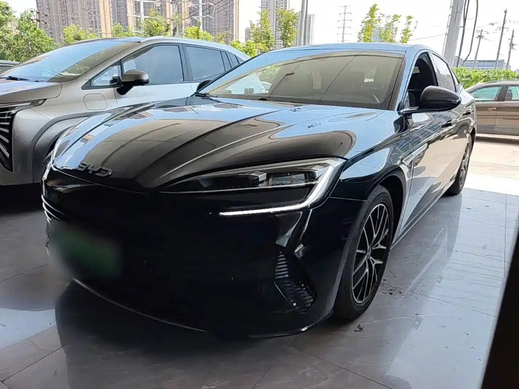 BYD Seal 2024 2024 Glory Edition DM-i 1.5L 121km Luxury