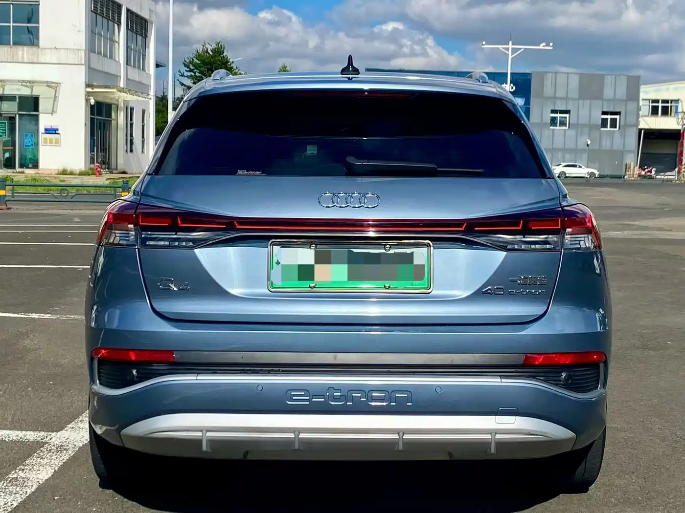 Audi Q4 e-tron 2023 2023 40 e-tron Pioneer Edition